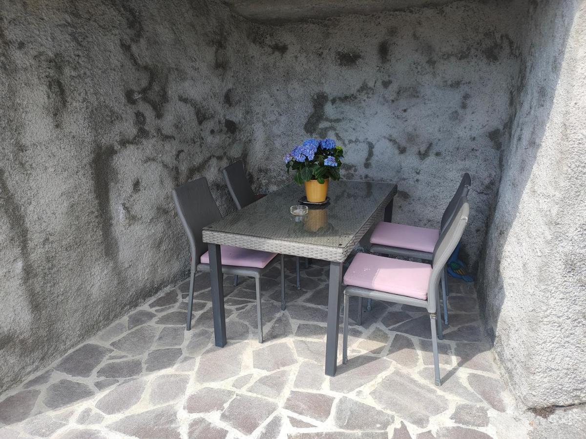 Mansarda In Villa Cenate Sopra Exterior photo